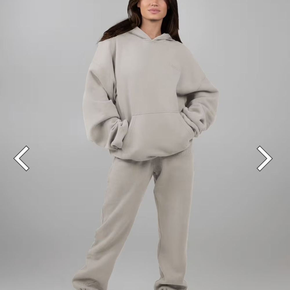 Women's Gray Hoodie and Sweatpants Set